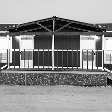 Grand Inn Big Lake Esterno foto